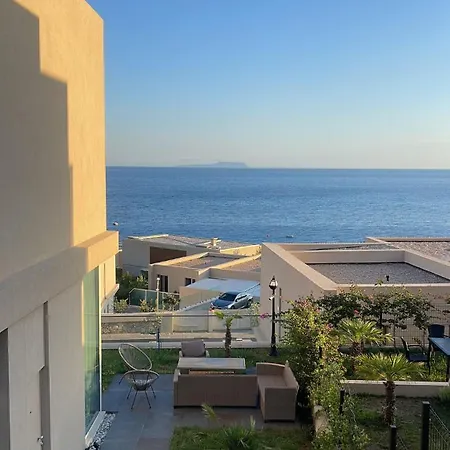 110-b Coast Vlorë
